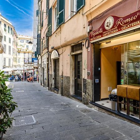 Acquario 5' Free Wifi & Netflix "Prione" By Tilo Apartment'S Genua Exteriör bild