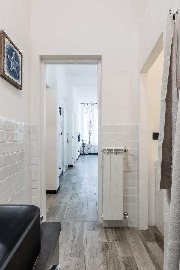 Acquario 5' Free Wifi & Netflix "Prione" By Tilo Apartment'S Genua Exteriör bild