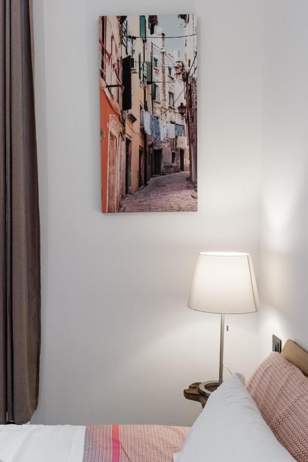 Acquario 5' Free Wifi & Netflix "Prione" By Tilo Apartment'S Genua Exteriör bild