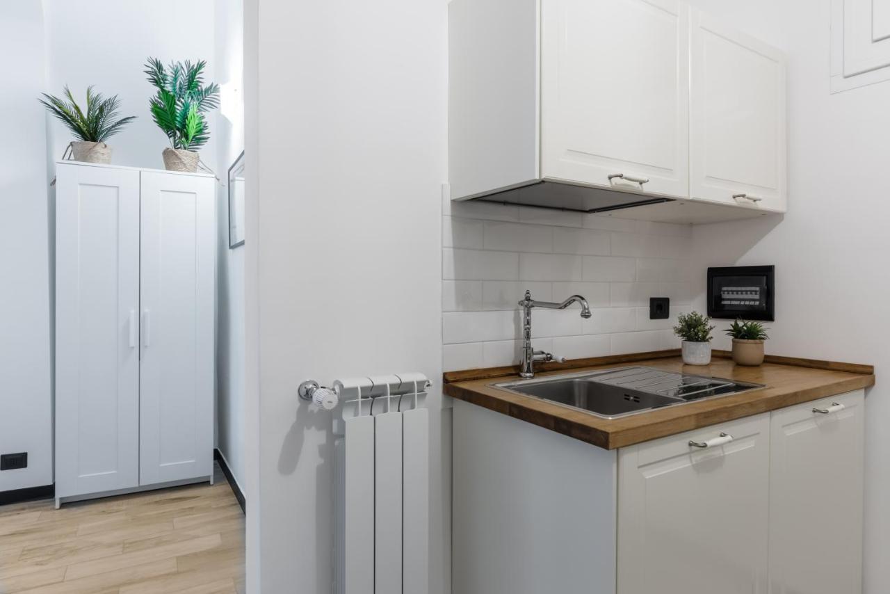 Acquario 5' Free Wifi & Netflix "Prione" By Tilo Apartment'S Genua Exteriör bild